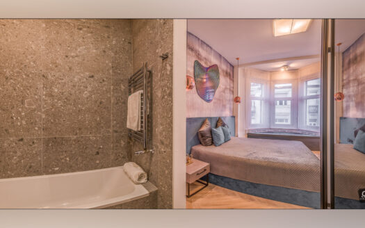 Kiadó lakás: Október 6. utca